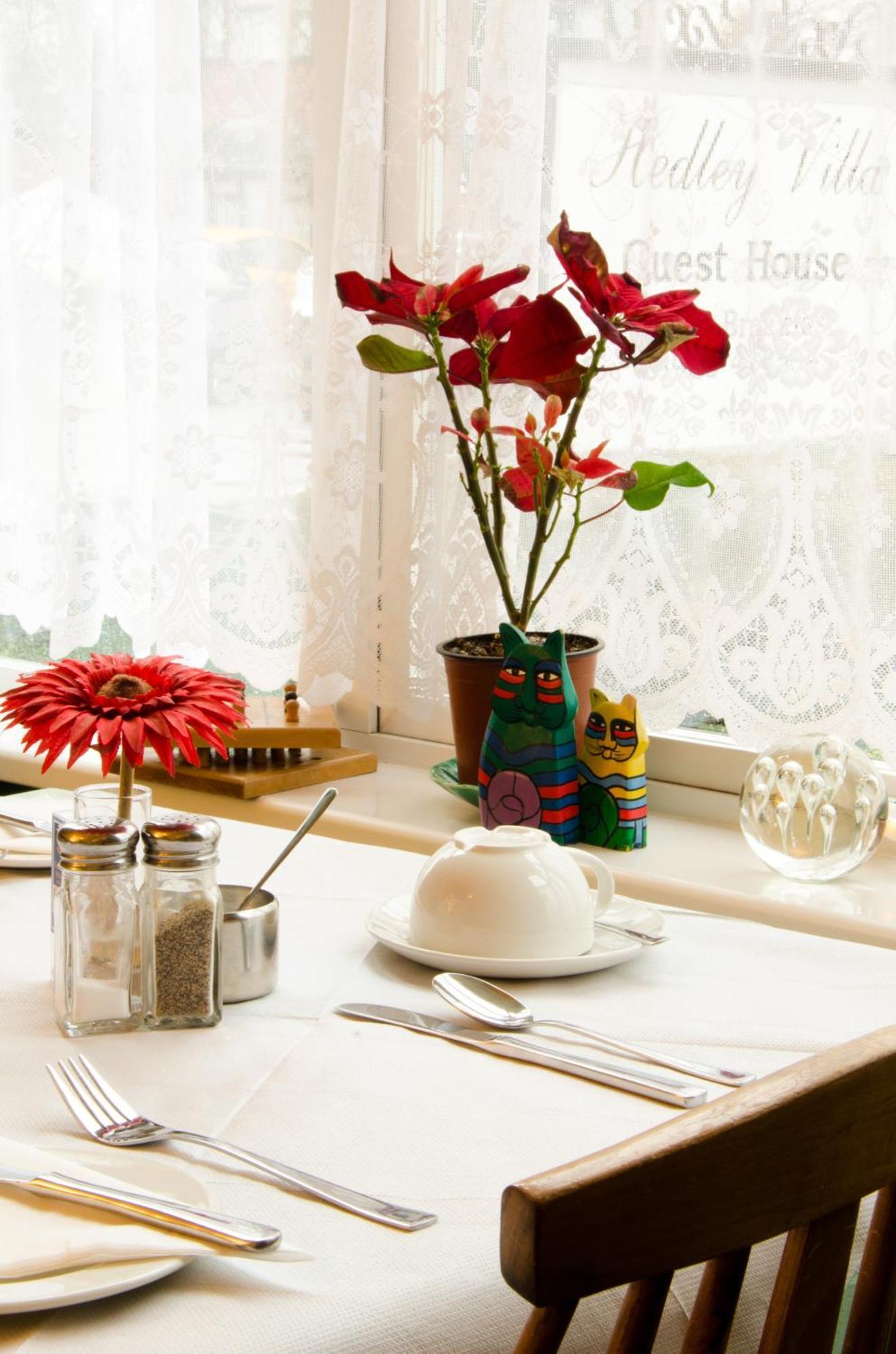 Hedley Villa Guest House Лимингтон Экстерьер фото