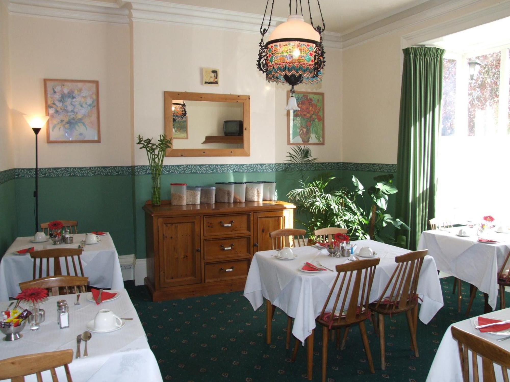 Hedley Villa Guest House Лимингтон Экстерьер фото
