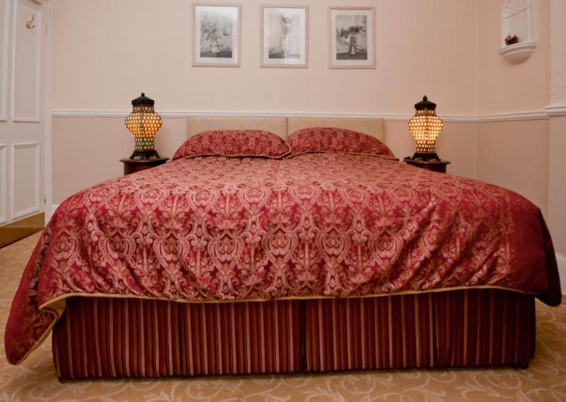 Hedley Villa Guest House Лимингтон Экстерьер фото