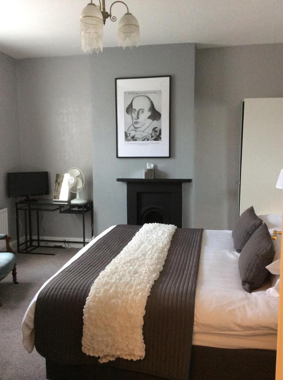 Hedley Villa Guest House Лимингтон Экстерьер фото