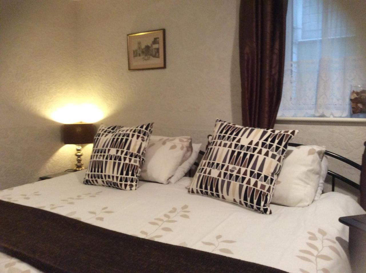 Hedley Villa Guest House Лимингтон Экстерьер фото